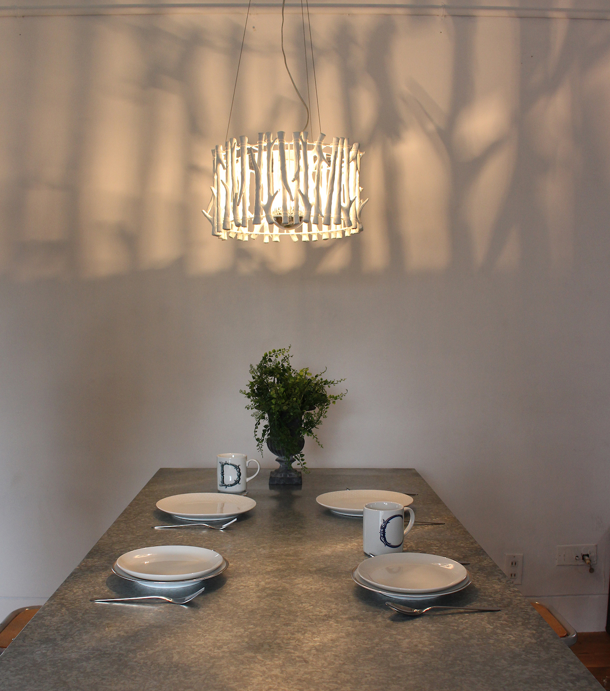 furniture，Table chair，ornaments，lamp，painting，Wrist watch，