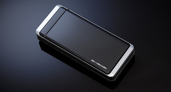 Clamshell mobile phone，Japanese design，Retro，