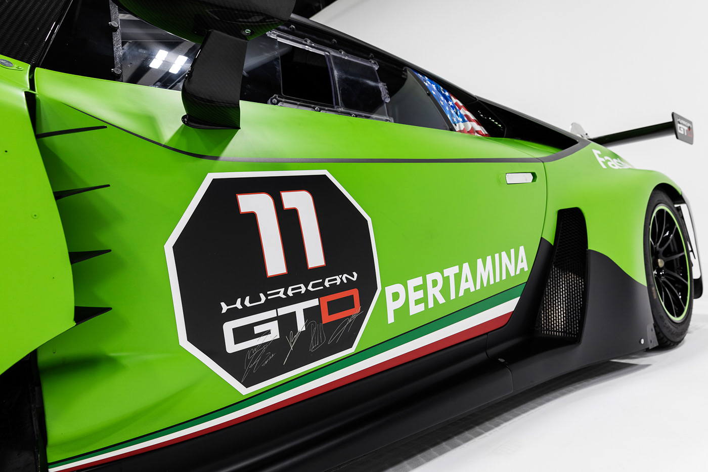 green，Automobile design，Lamborghini Huracan，