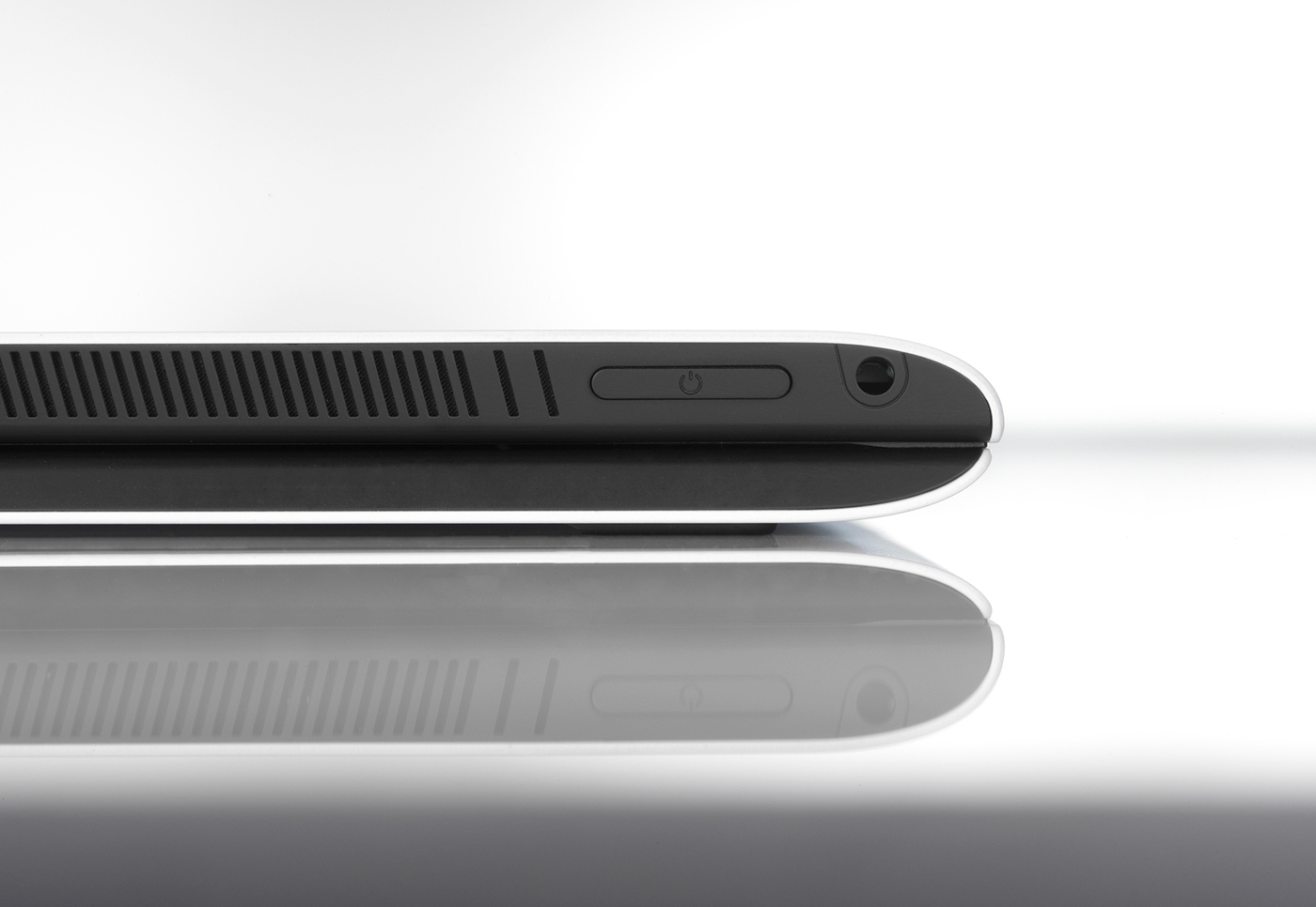 New design，Special slim frame，concise，light，thin，