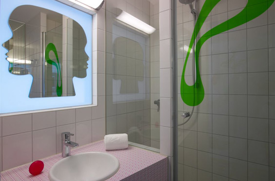 American designer，Karim Ricky，