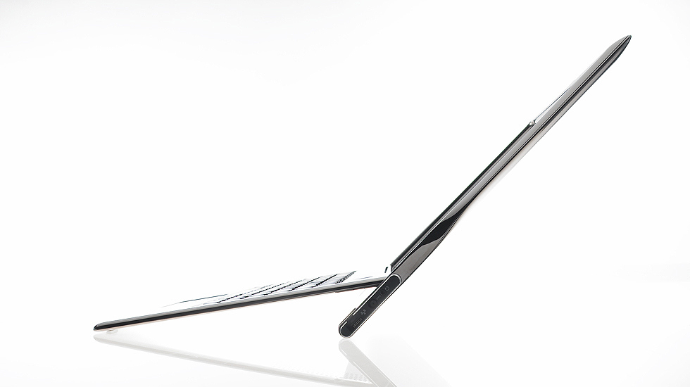 Dale，computer，intelligence，science and technology，Metal keyboard，delicate，