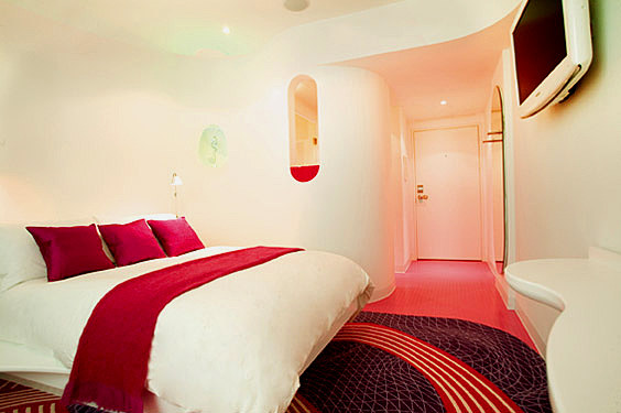 American designer，Karim Ricky，