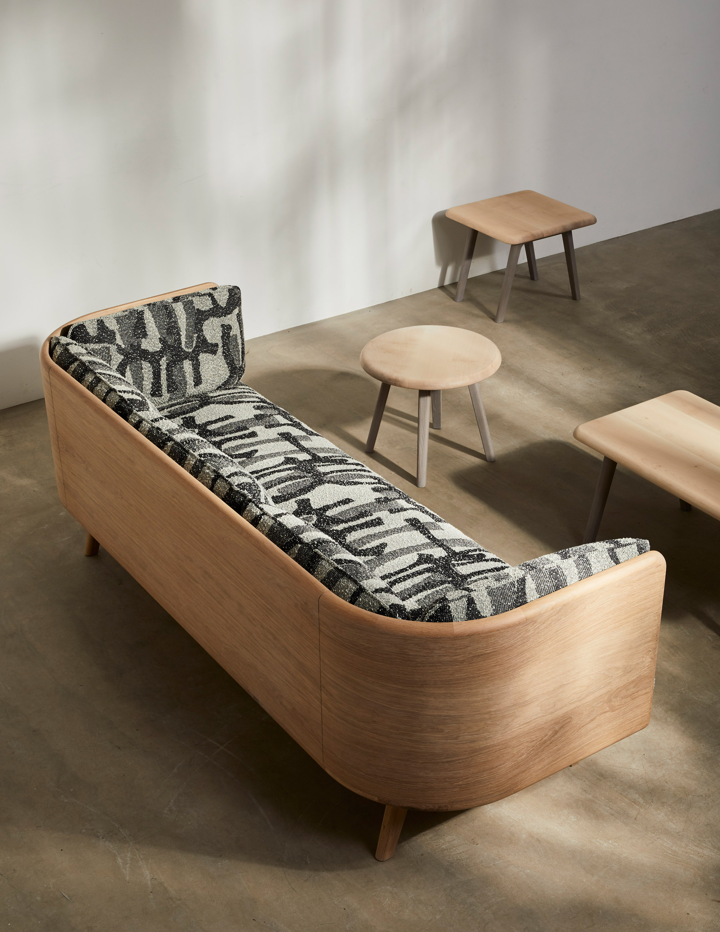 davidrockwell设计了一套更具可持续性和适应性的sage办公家具