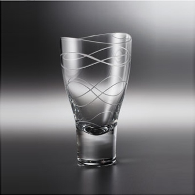 Karim Ricky，American designer，Grotesque design，