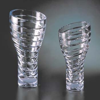 Karim Ricky，American designer，Grotesque design，