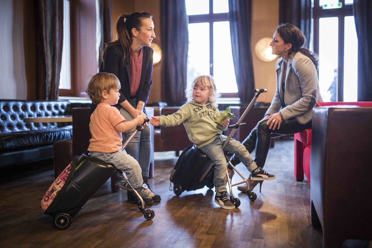 Micro lazy luggage intelligent travel companion，trunk，Draw bar box，Luggage compartment for children，