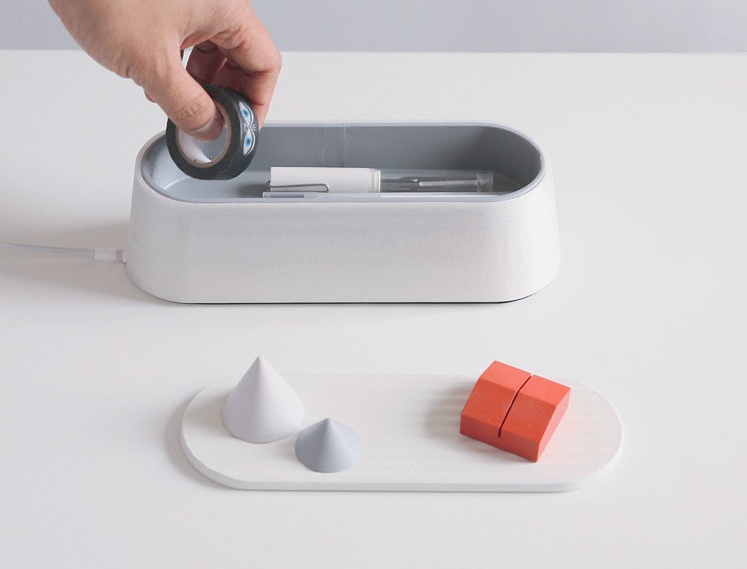 pencil-box，magnet，wireless charger ，novel，
