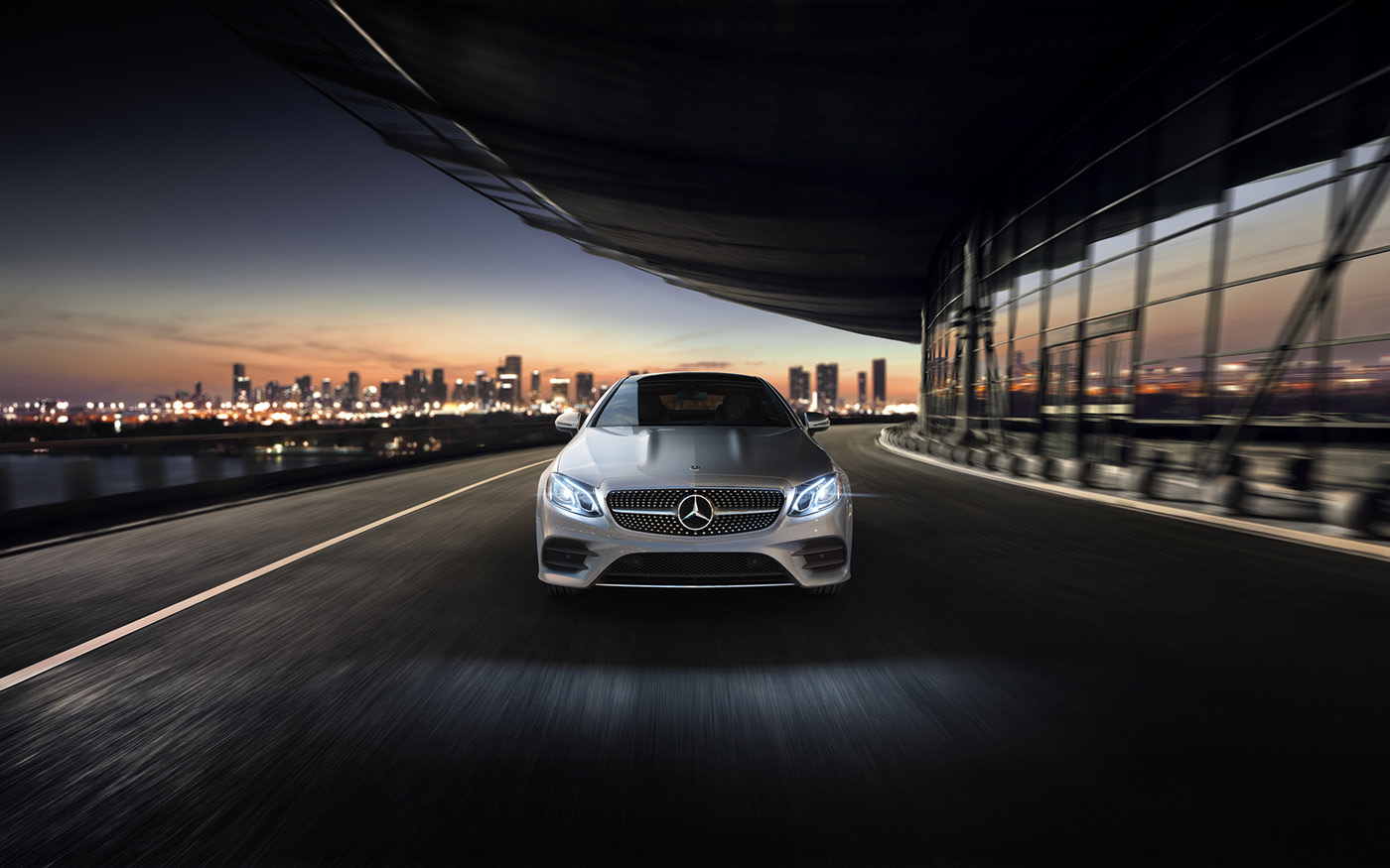 汽车设计mercedesbenz为新款奔驰轿车所拍摄的效果图