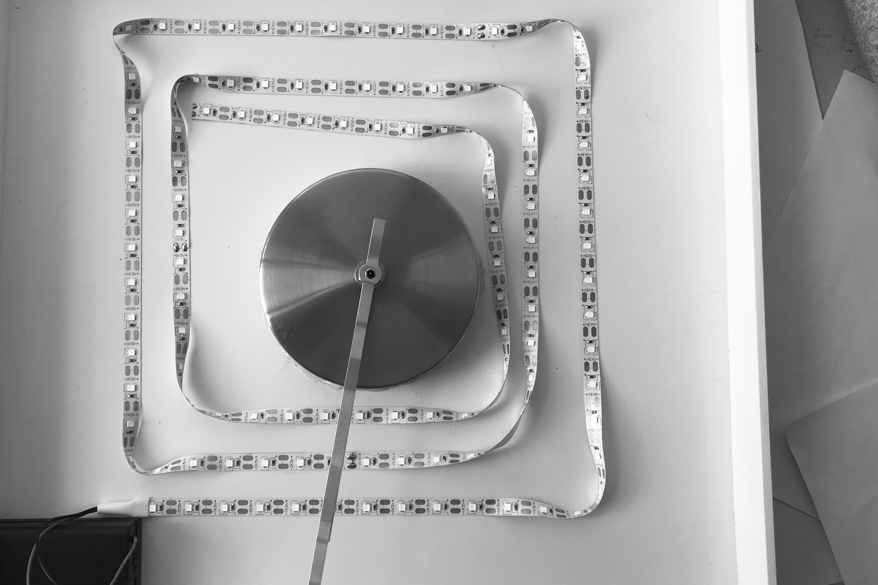 surface，Model making，Luminous watch，night，