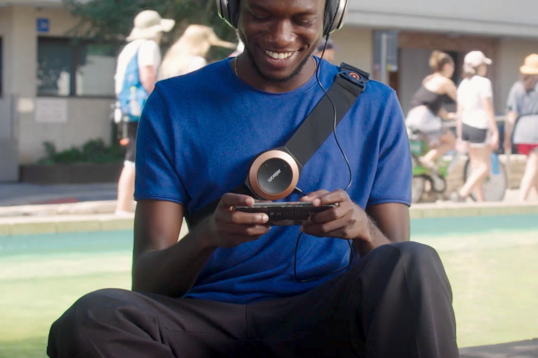 Woojer Edge，Immersive audio，Stereo tactile sensor，