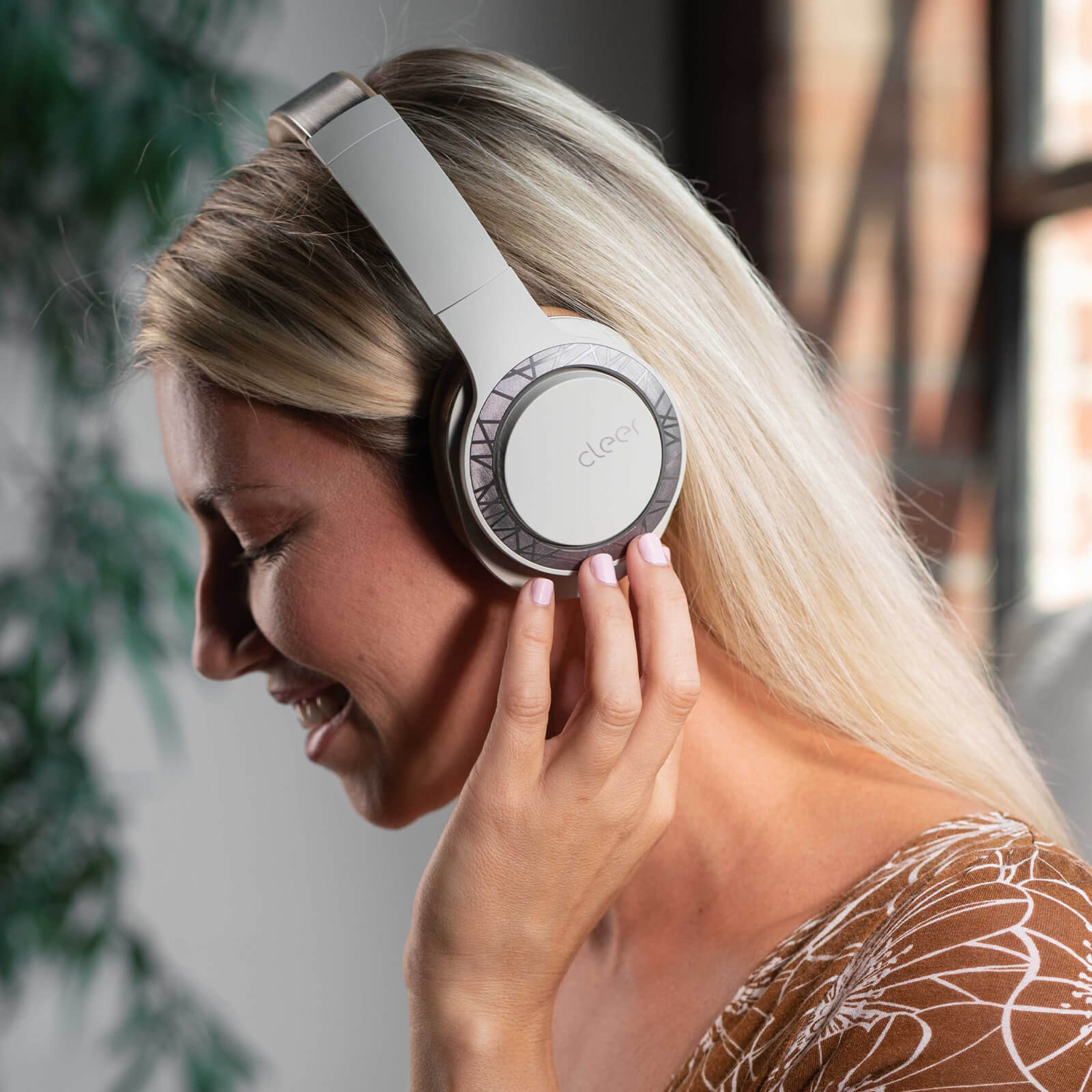 reddot，headset，Enduro 100，2019 red dot product design award，