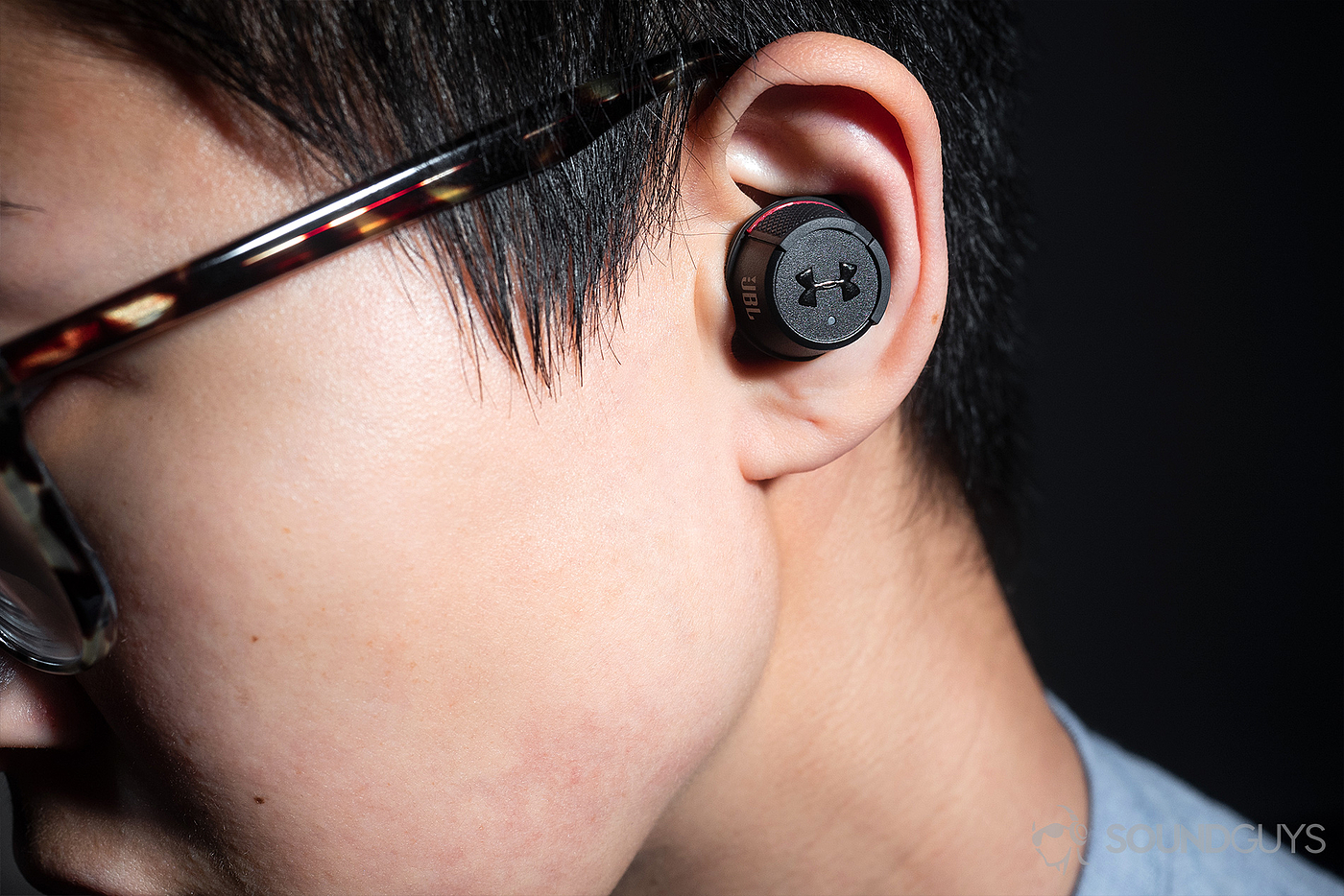 reddot，jbl，Wireless sports headset，2019 red dot product design award，