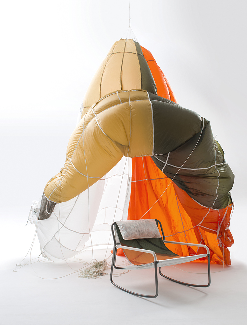 parachute，chair，canopy，