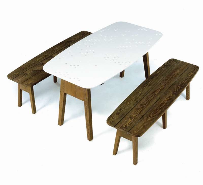 Mike young，chair，lamps and lanterns，