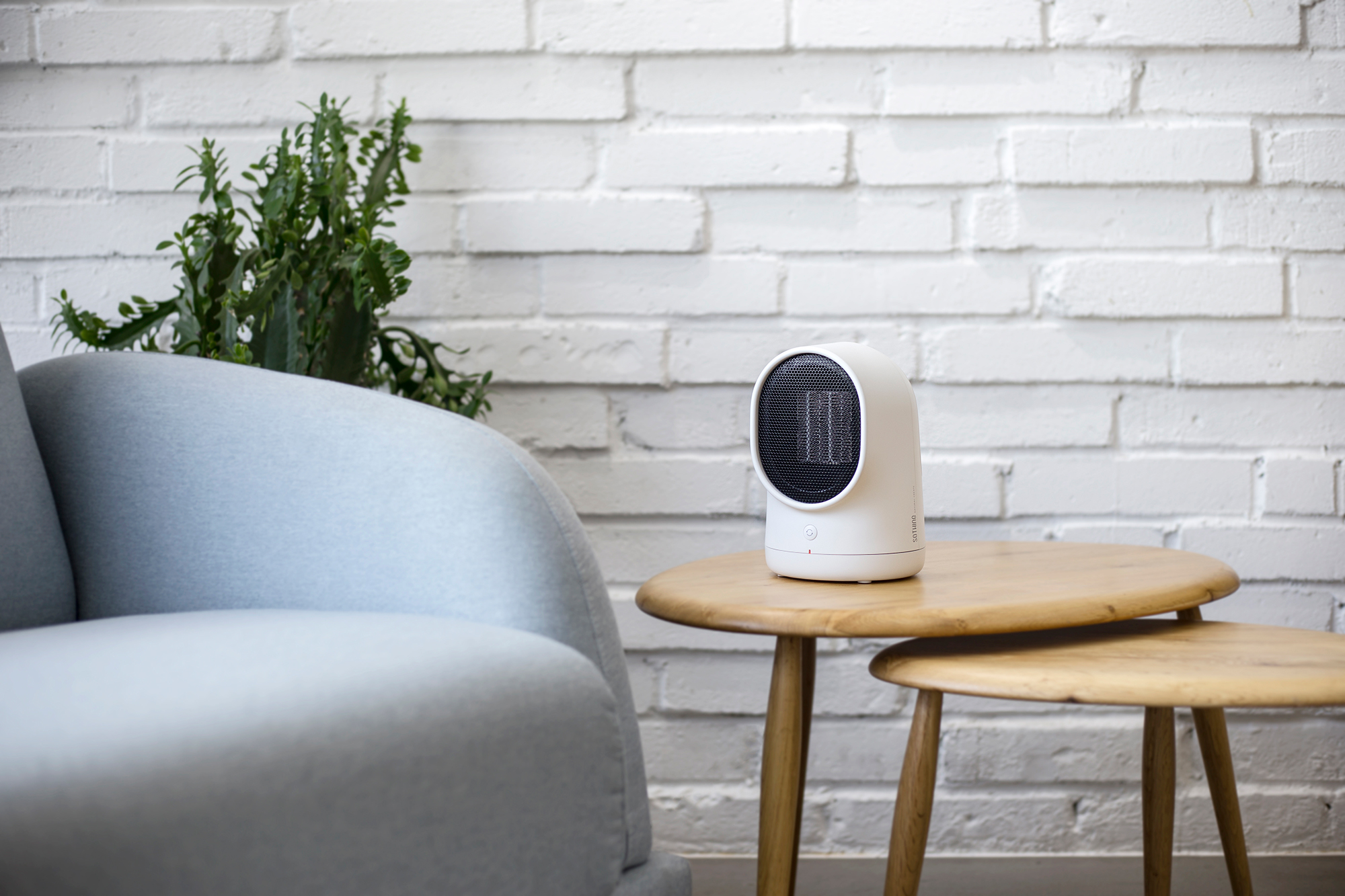 Object orientation，Air heater，stupid，lovely，winter，warm oneself，