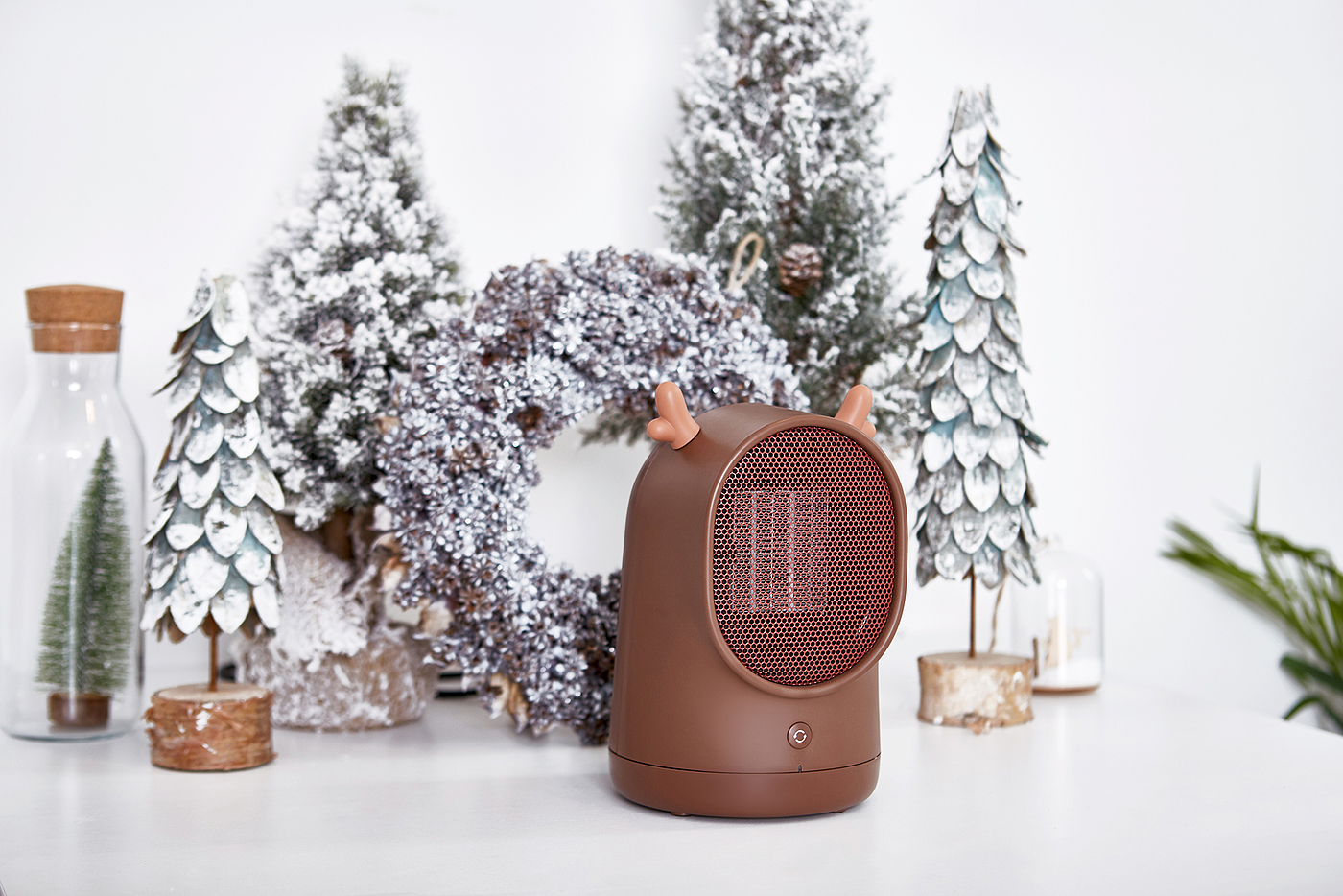 Object orientation，Air heater，stupid，lovely，winter，warm oneself，