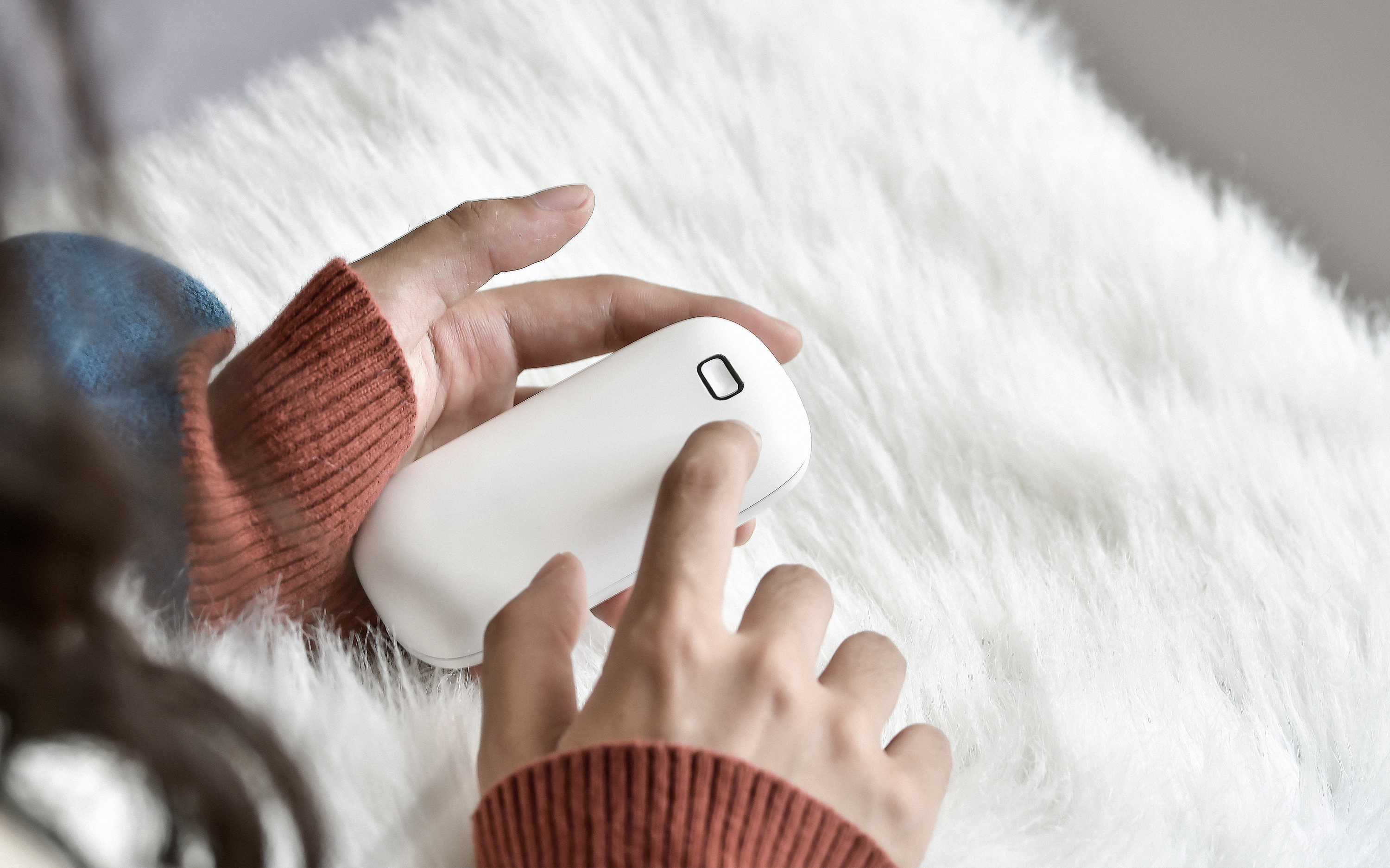 Japan and South Korea，Minimalist，portable battery，Hand warmer，Original design，