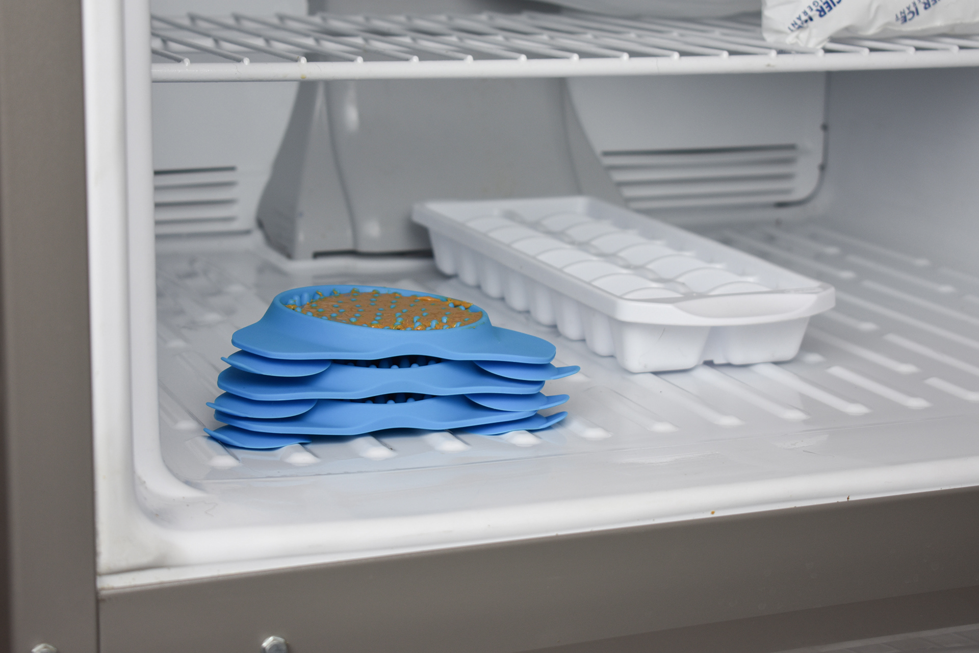 Aquapaw slow processor，Feeding machine，industrial design，brand，Pet feeder，