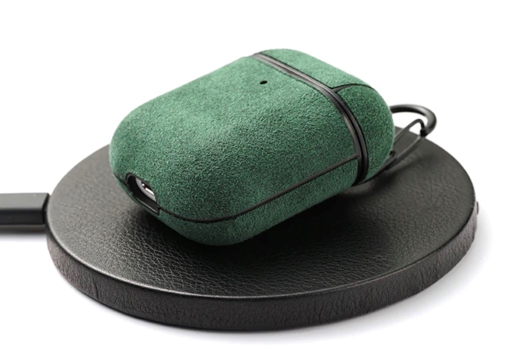 midnight-green，iPhone 11 Pro，Wireless charging，Suede，airpods，