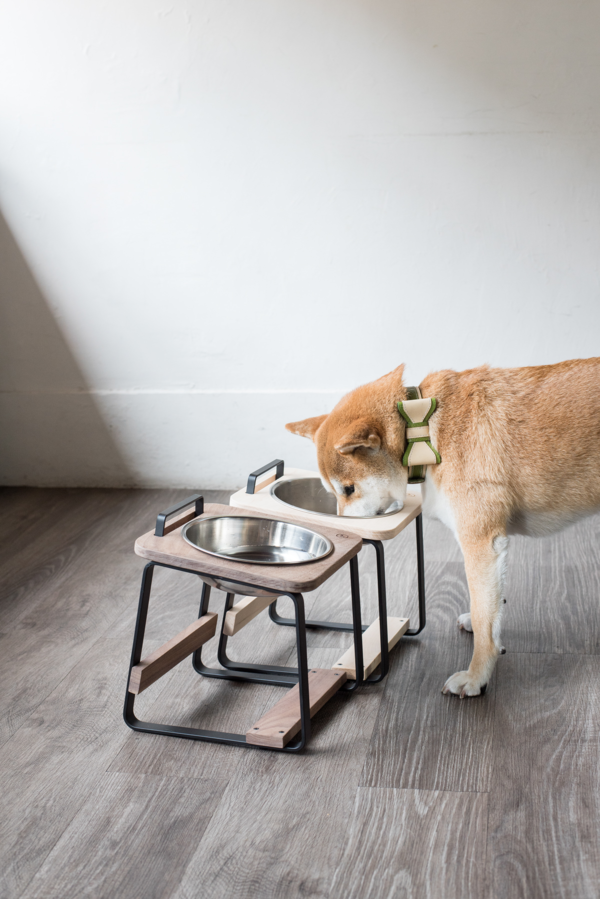 wooden ，Handmade leather collar，Rack，Pets，