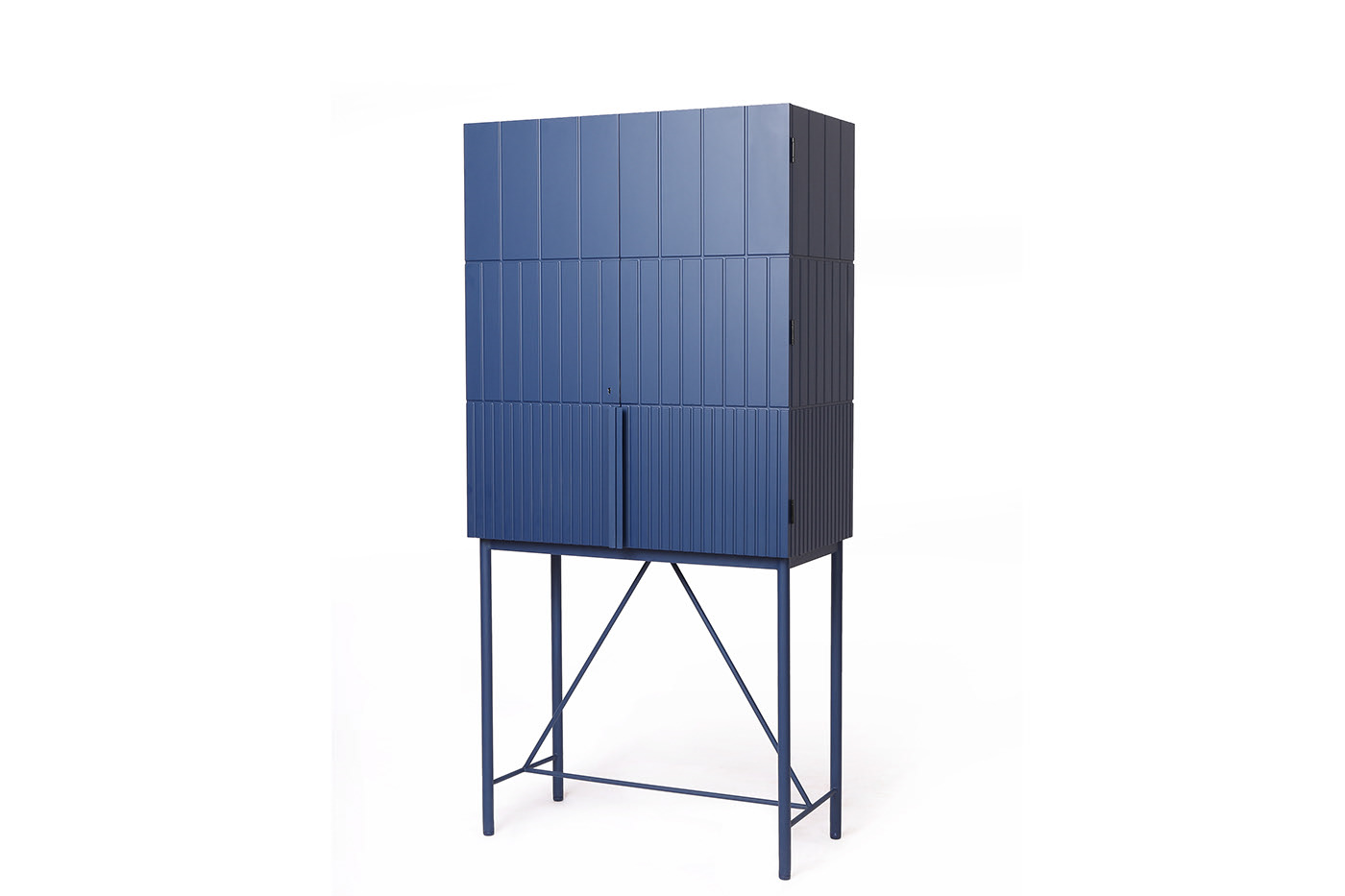 cupboard，File cabinet，Workplace，