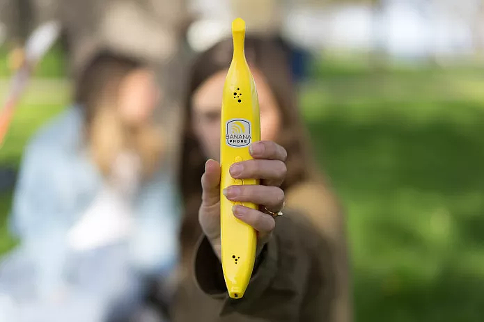 Future mobile phone，Next generation communication equipment，Apple，Samsung，Huawei，