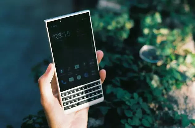 Future mobile phone，Next generation communication equipment，Apple，Samsung，Huawei，