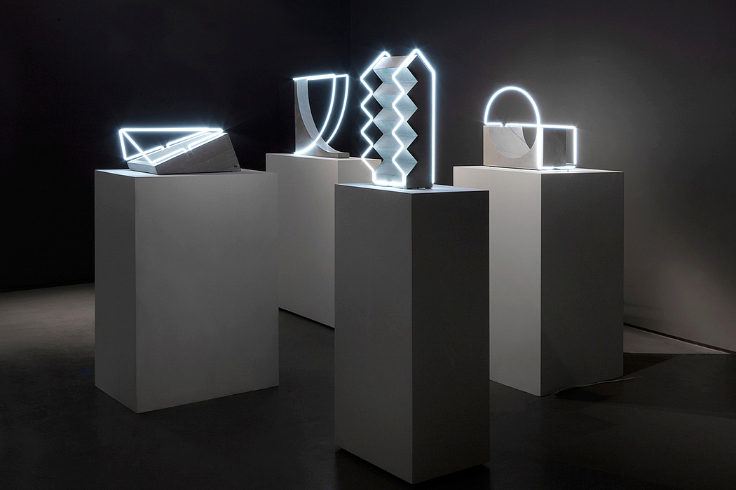 Sculpture design，concrete，Lamp tube，