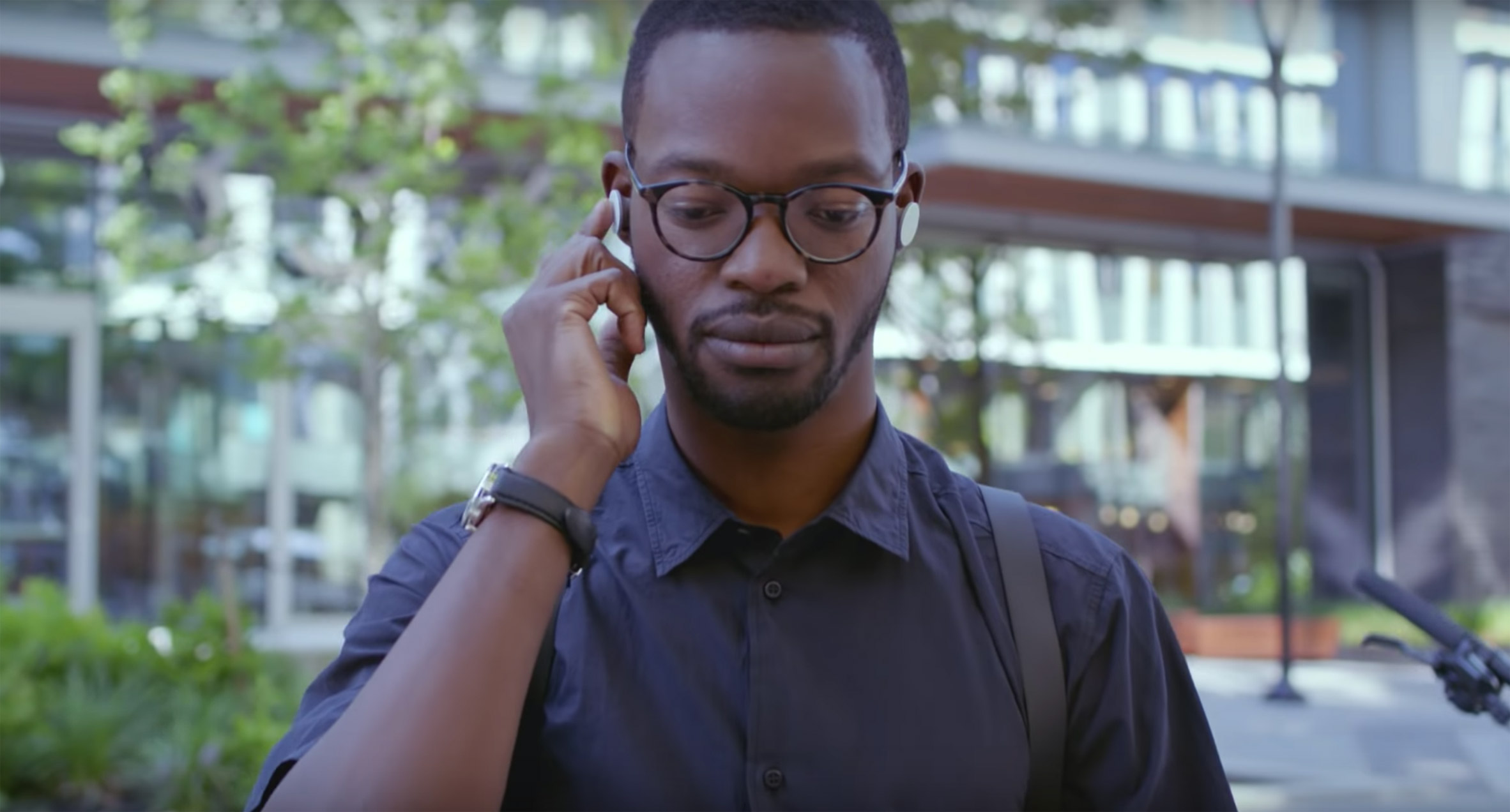 Dual screen Android folding phone，Microsoft Surface Duo，Folding mobile phone，Android system，