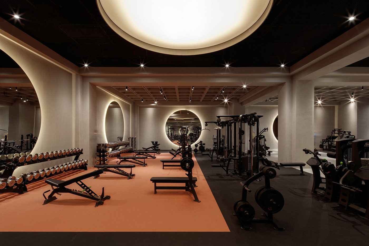 gym，Dubai，Fauvism，Fight Club，lighting，