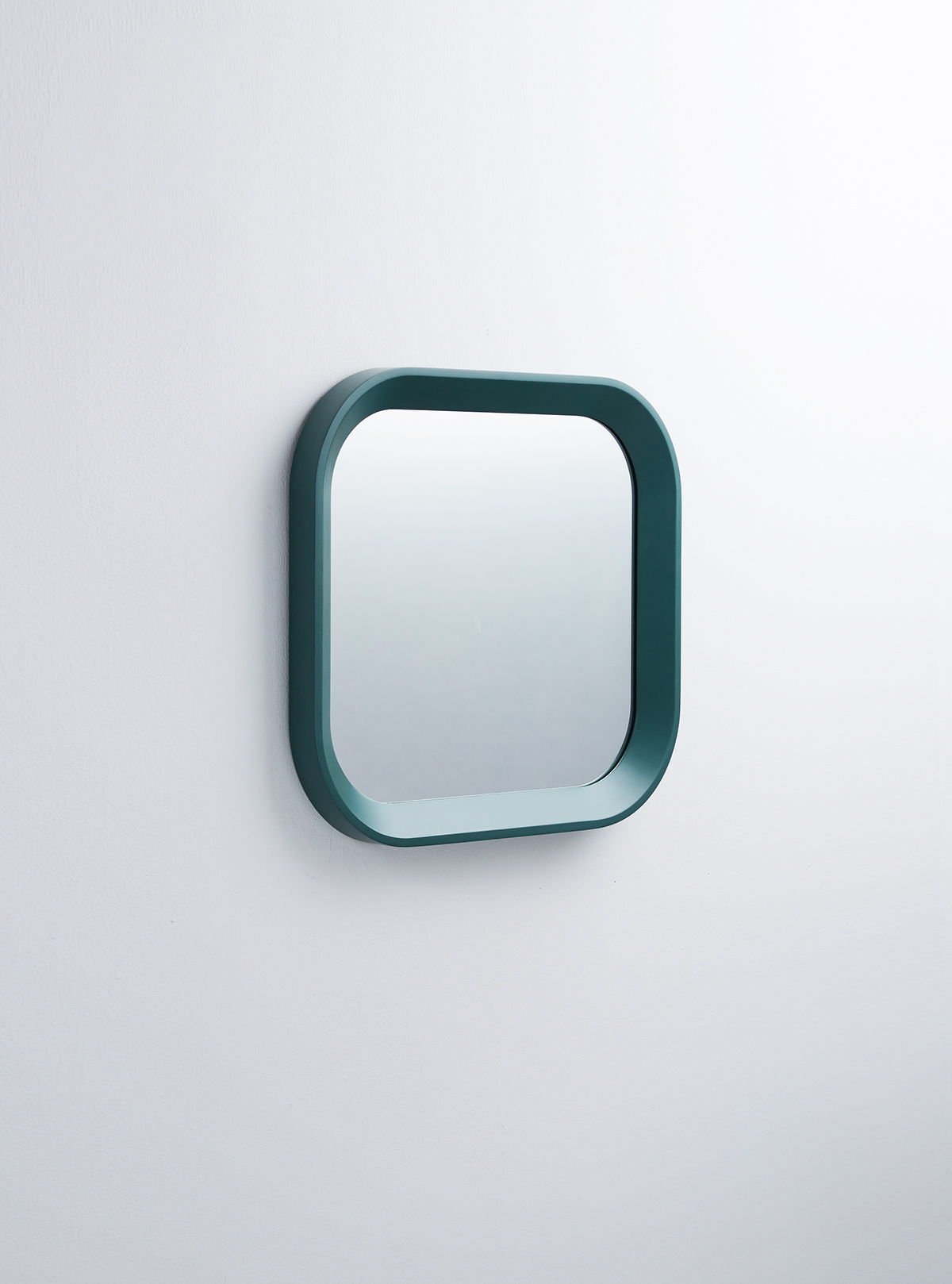 Traveller’s Mirror，Decorative mirror，car window，mirror，