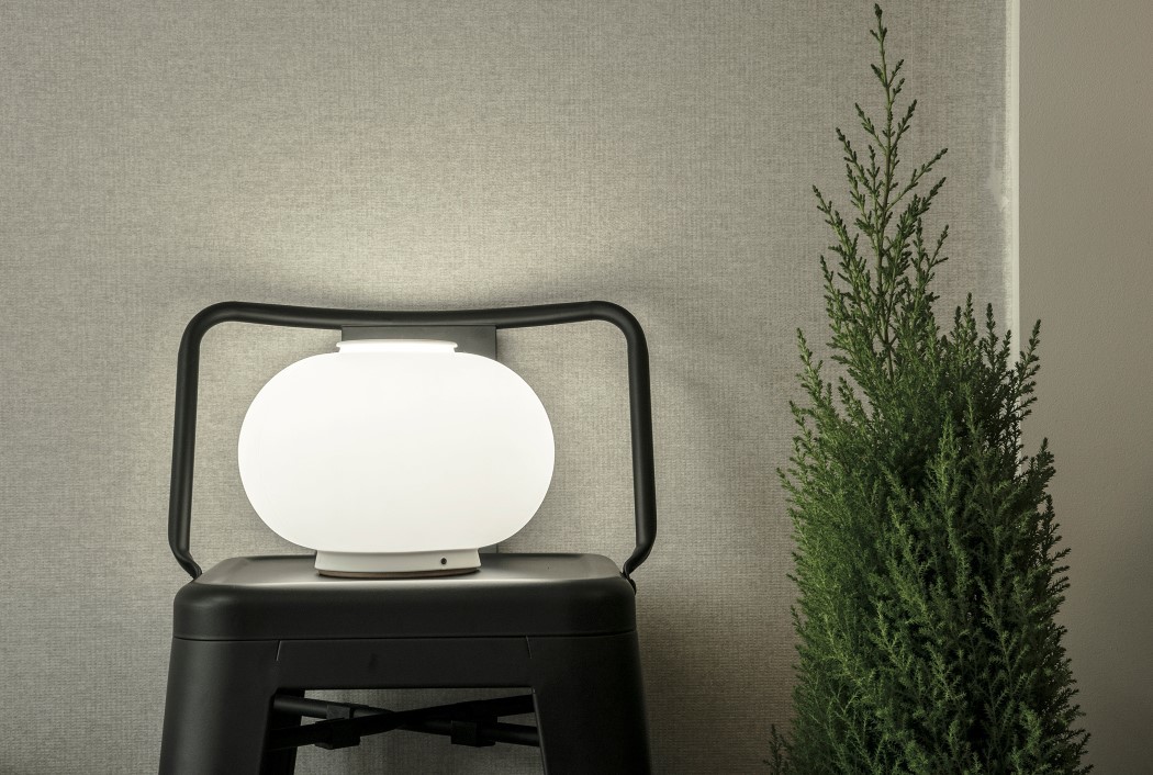 industrial design，lighting，Ellipsoidal silica gel lampshade，Traditional lanterns，