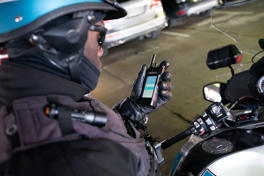 Motorola，radio，LTE，