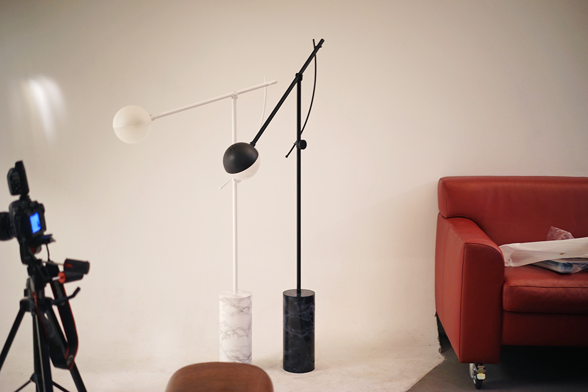 Floor lamp，Minimalist，Balancer，