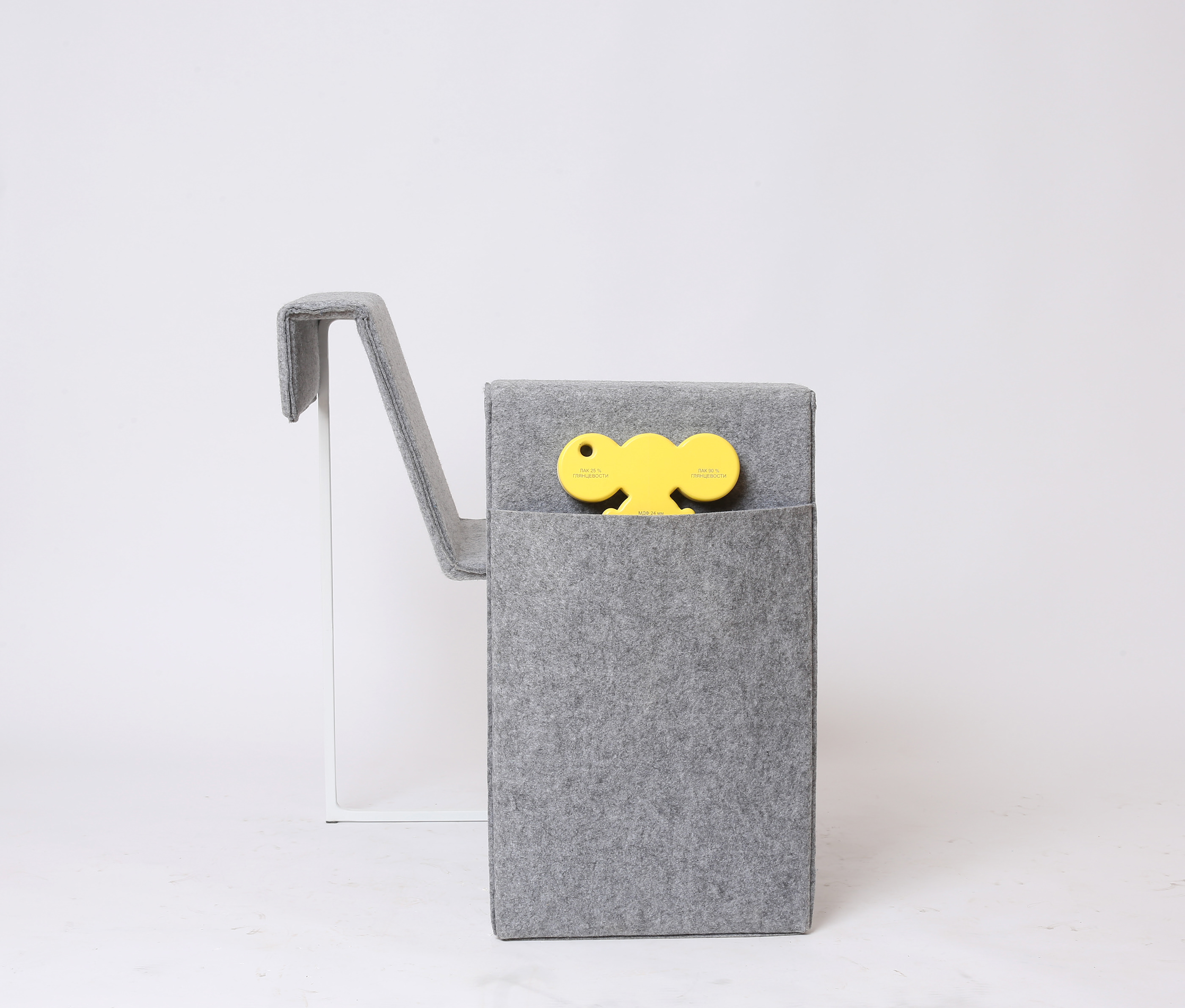 Metal，grey，Seat design，