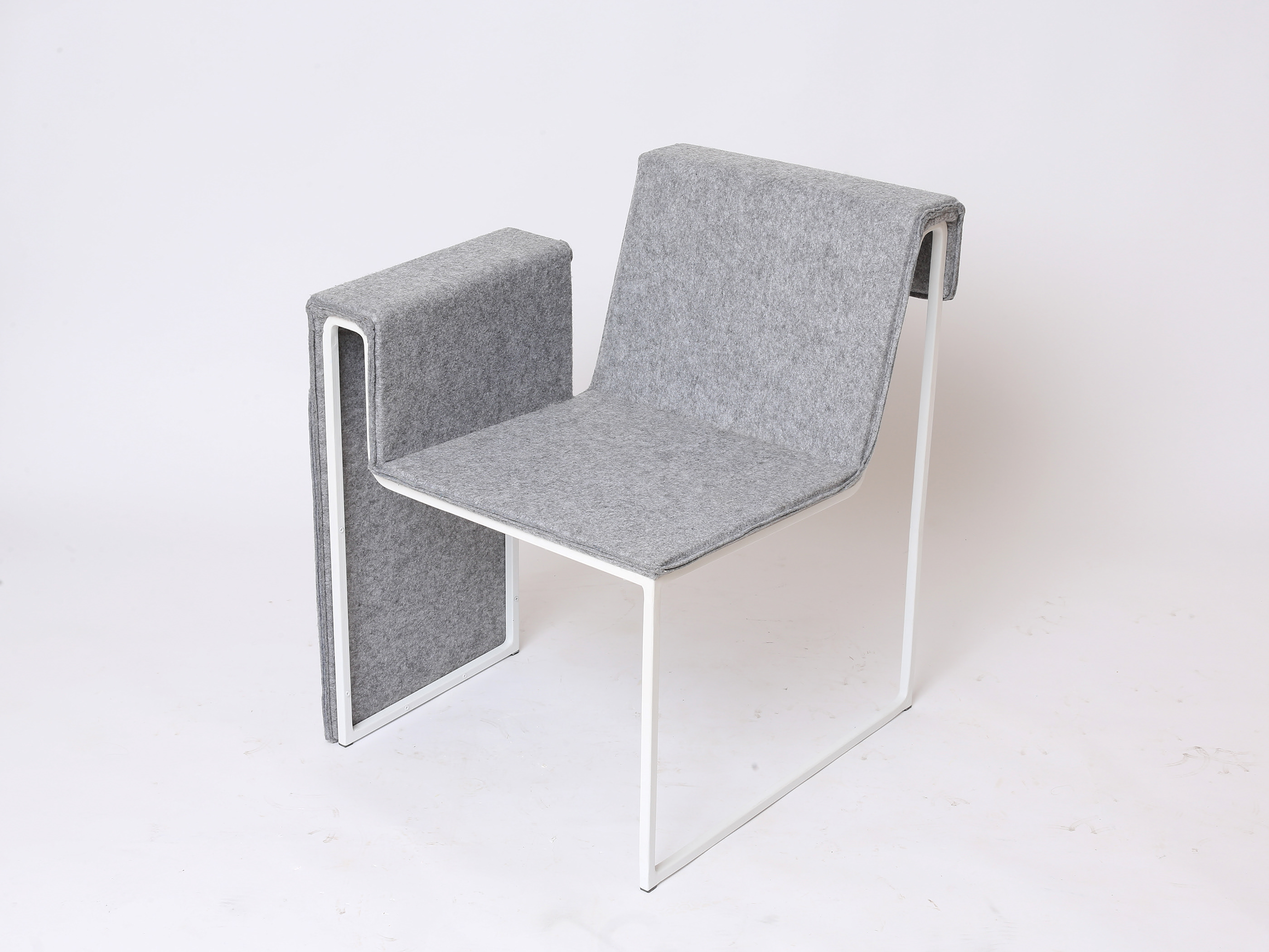 Metal，grey，Seat design，