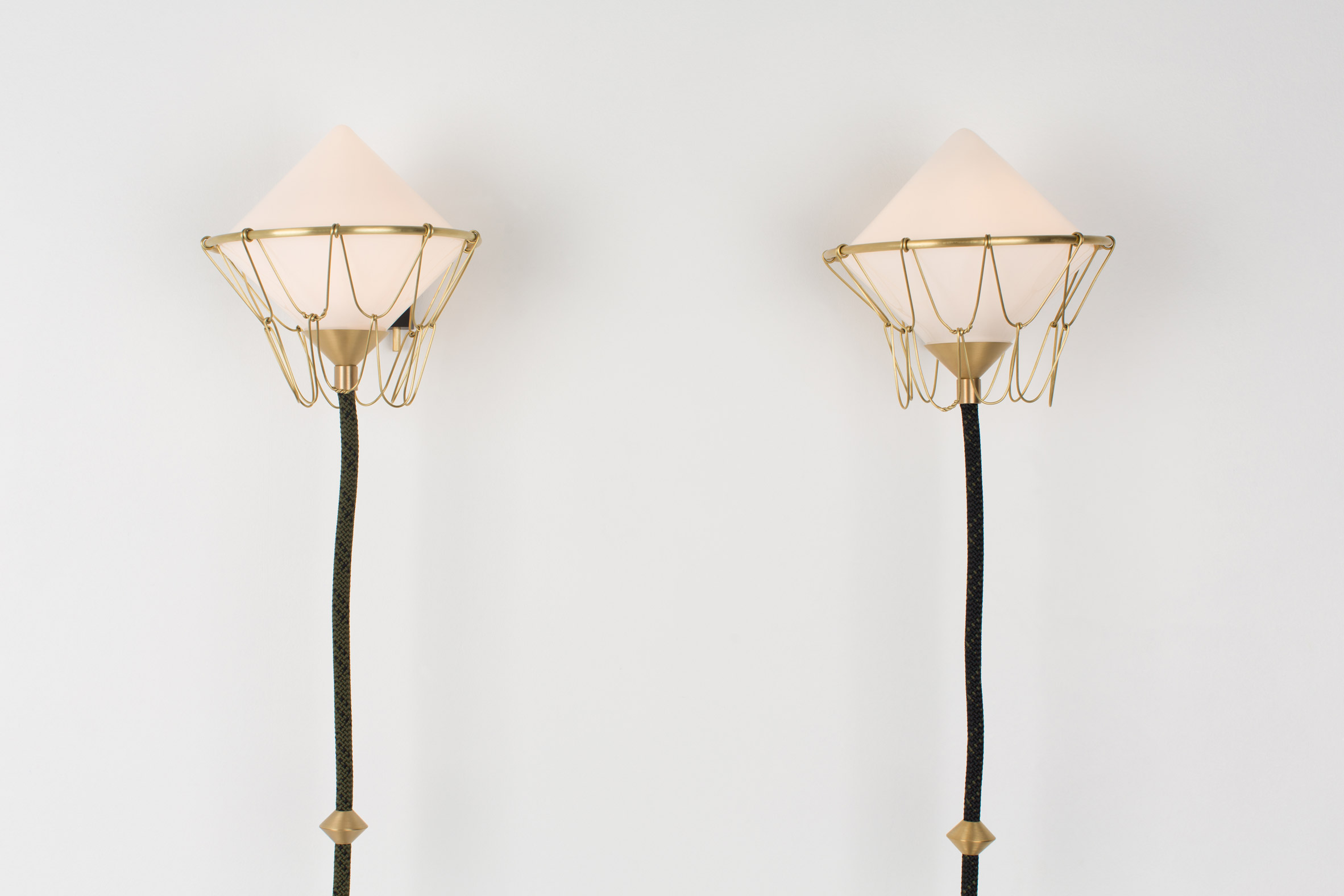 Desk lamp，Metal，Lamp design，