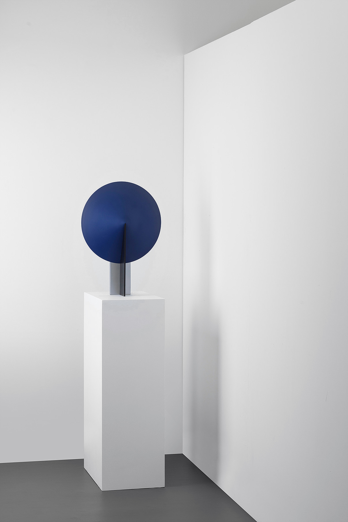 Desk lamp，geometry，Totems，Metal finish，