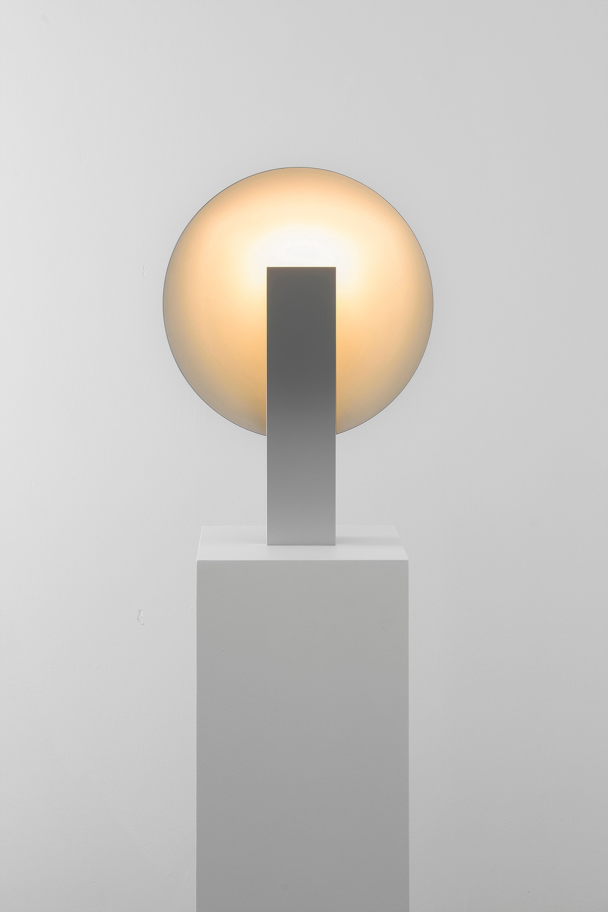 Desk lamp，geometry，Totems，Metal finish，