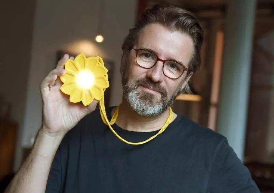 Ice clock，Solar lamp，Olafur Eliasson，yellow，Geometry，