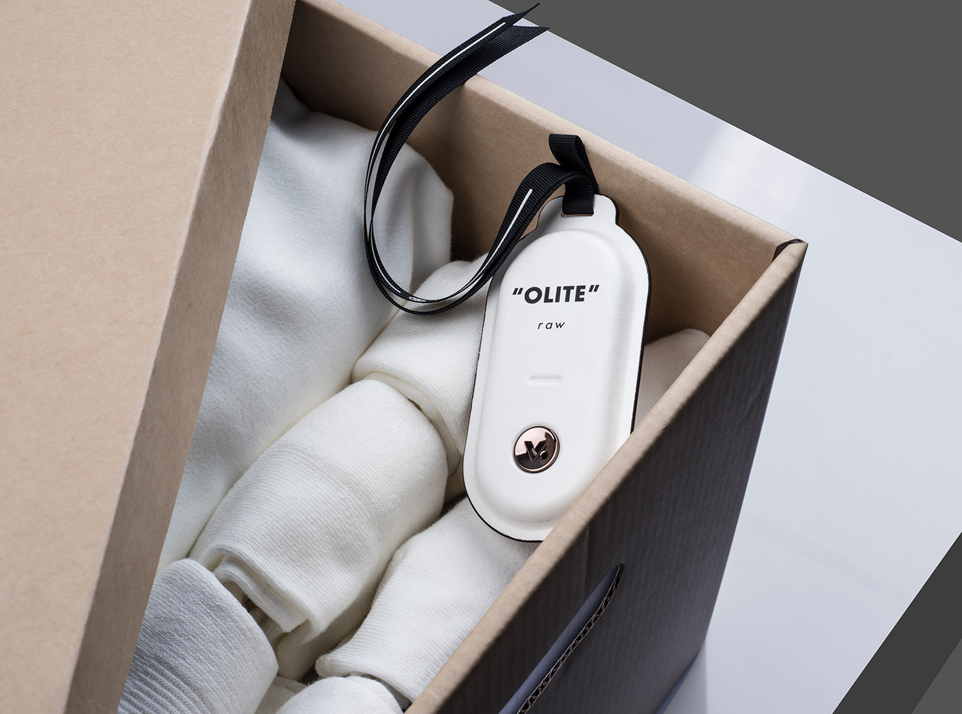 olive，essential oil，perfume bag，