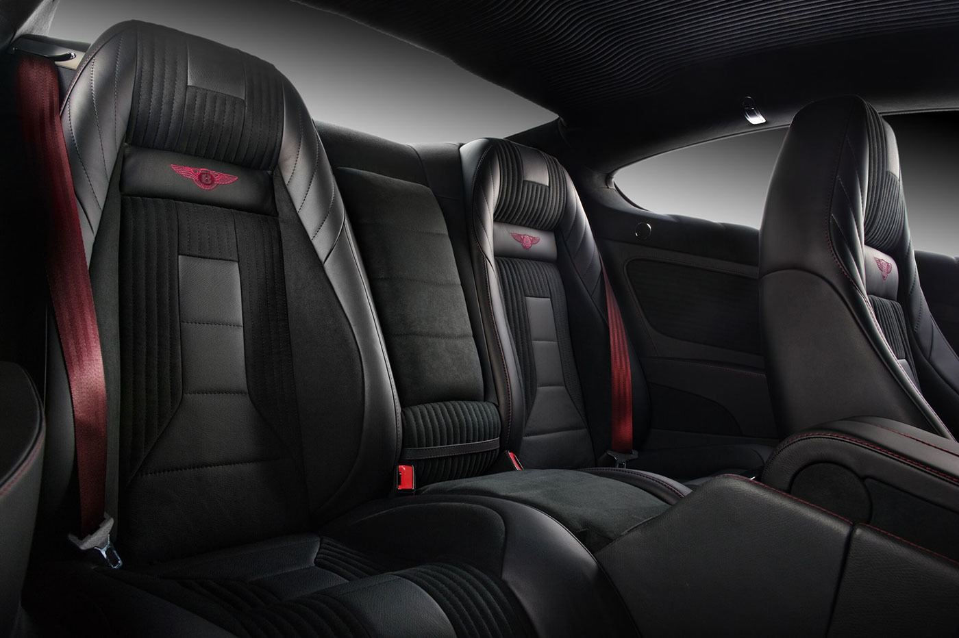 vehicle，Bentley，automobile，Interior，Steering wheel，chair，