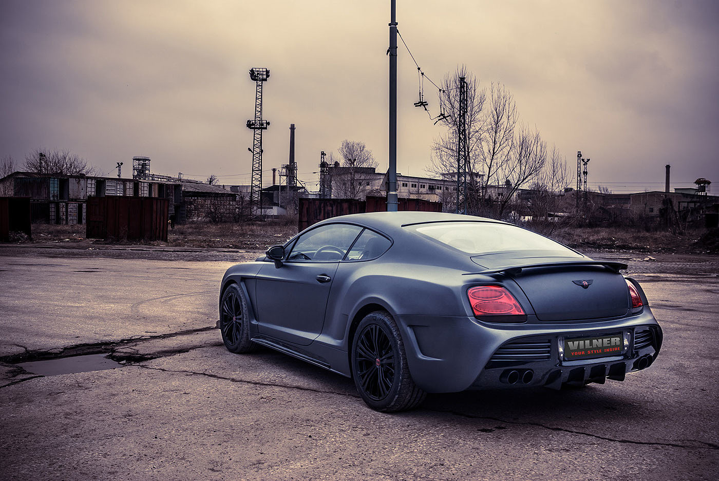vehicle，Bentley，automobile，Interior，Steering wheel，chair，