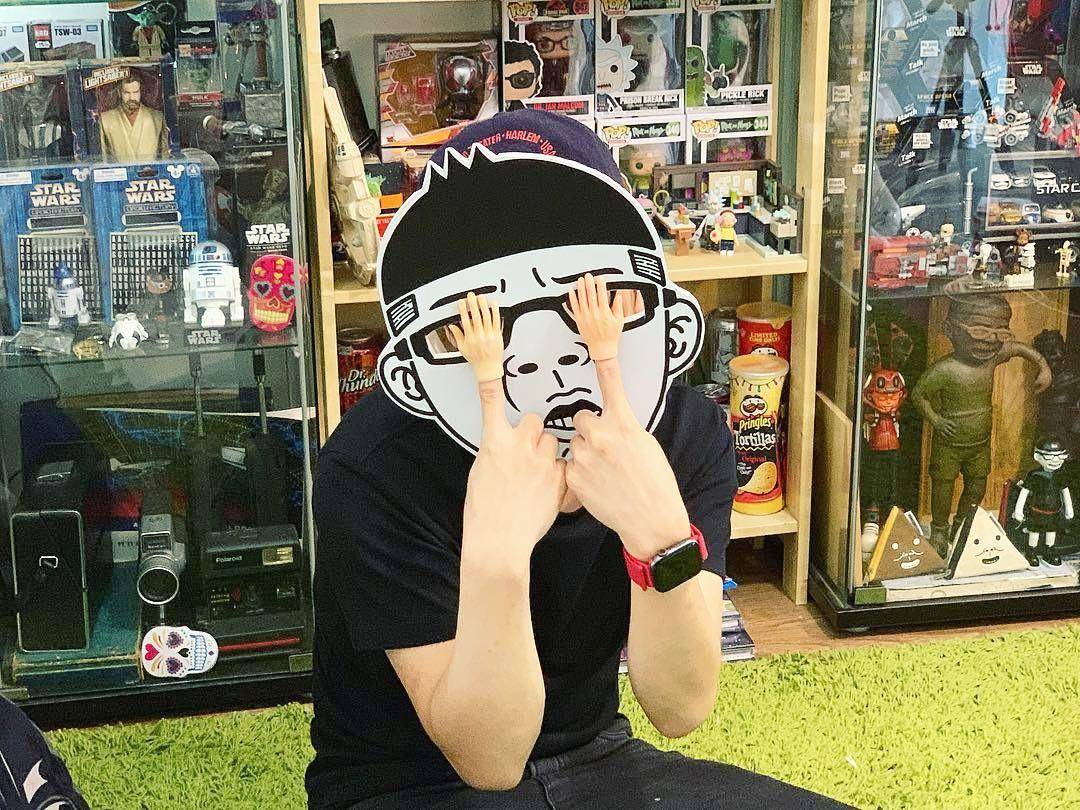 Duncan，Powder absorption，cartoonist，Mask，