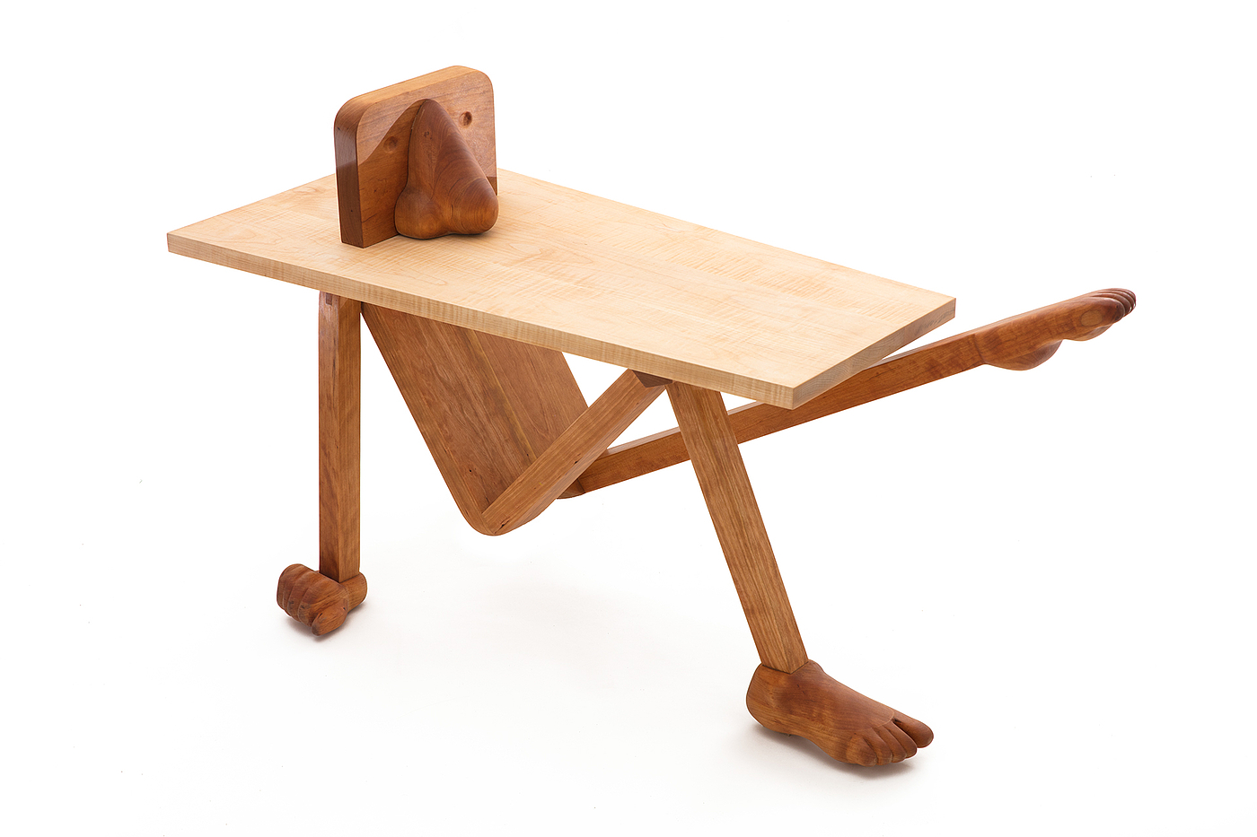 furniture design ，The Wilfred Stool，Wilfred stool，The Atlas Table，Atlas table，