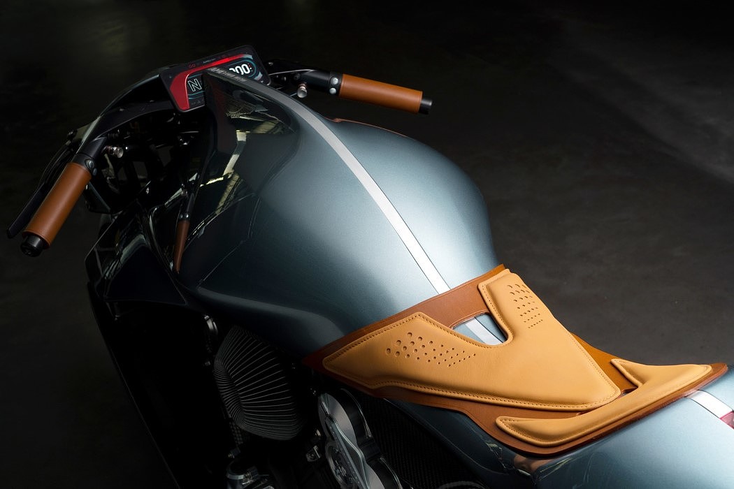 Metal，AMB 001，motorcycle，Aston Martin，