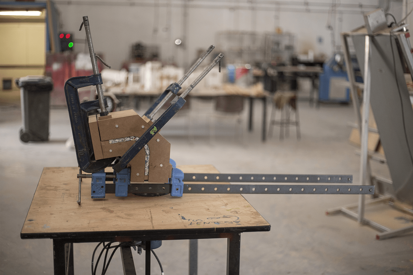 furniture design ，Recycled materials，stool，