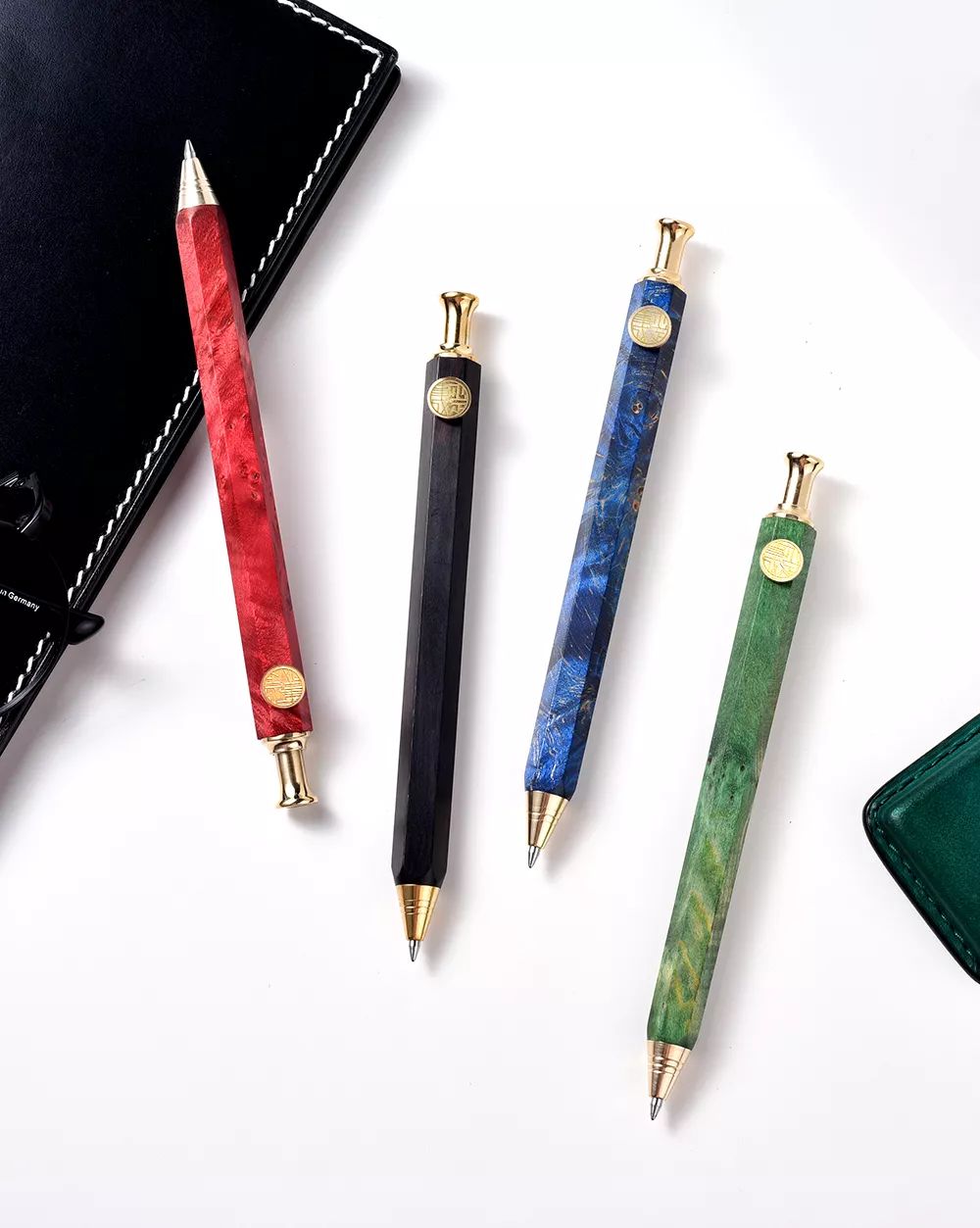 Craftsman，original，Cultural creation，Mahogany，Stationery，Colorful wood，