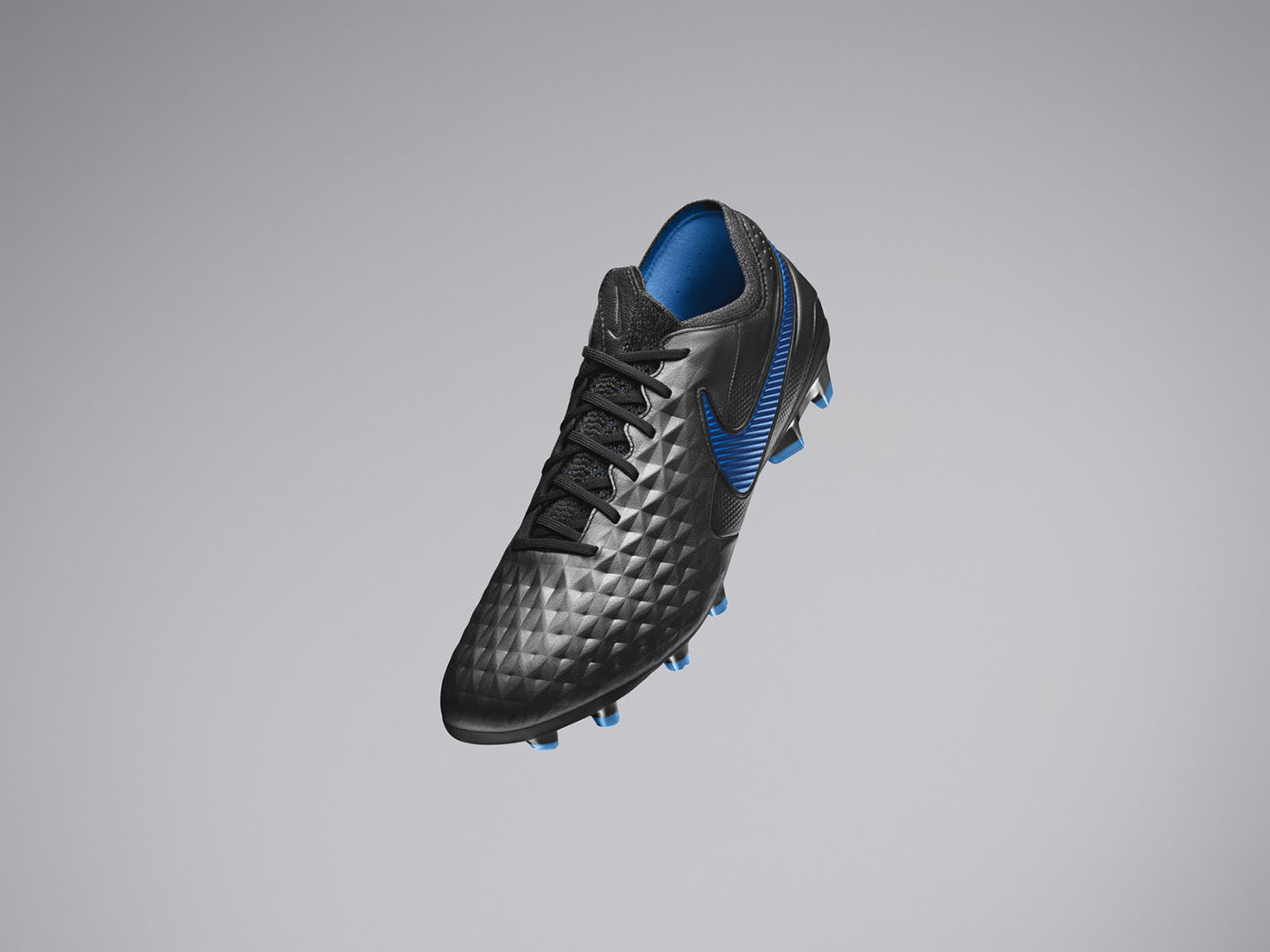 Football，Leatherwear，nike，shoes，